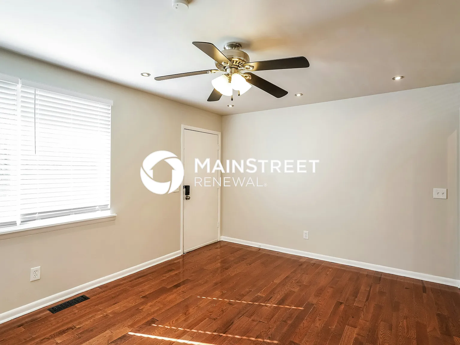 3804 Scotwood Dr — Photo 3