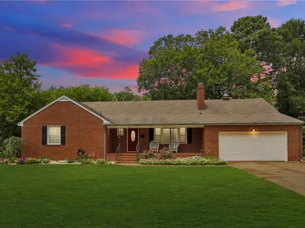667 Yorktown Rd, Poquoson, VA 23662