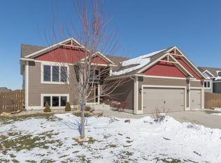 2119 Starburst Dr SW, Rochester, MN 55902