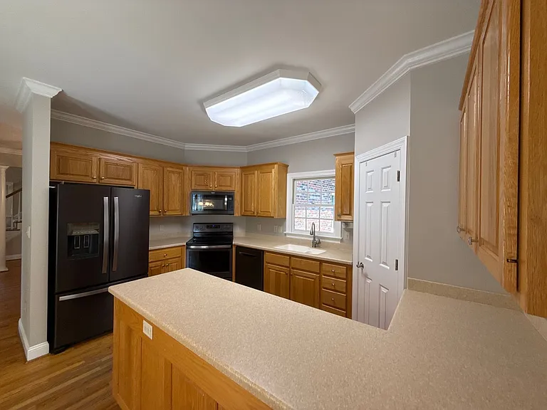 2649 Willowbrook Dr — Photo 9