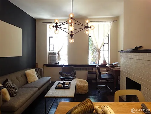 Rented by Oxford Property Group | media 24