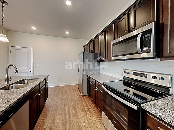 3rd image of 4849 Chutney Dr