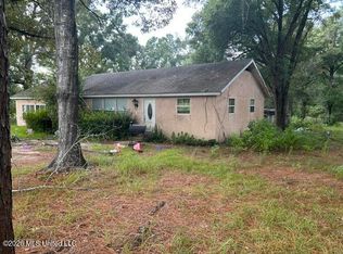 298 Twin Creek Rd, Lucedale, MS 39452