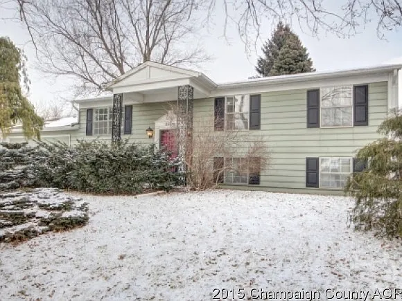 2204 E Vermont Ave photo 1