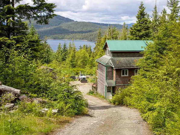 16547 Waterfall Rd, Ketchikan, AK 99901