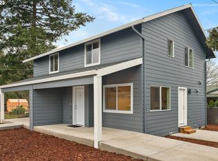 16324 SE Salmon St #B, Portland, OR 97233