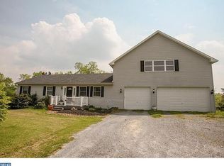495 Yoder Rd, Elverson, PA 19520