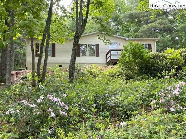 70 Still Springs Lane, Glade Valley, NC 28627