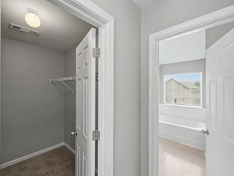 10521 Barvas St — Photo 22