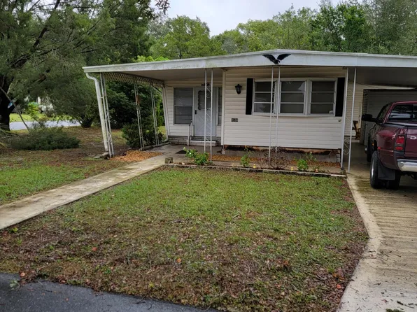 4538 Charter St, Zephyrhills, FL 33542