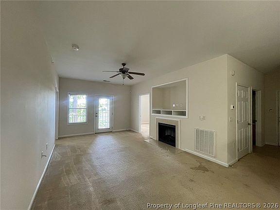 4th image of 635-306 Marshtree Ln