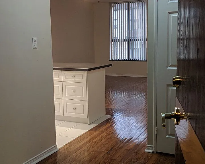 211 Saint Patrick St #Penthouse 6 — Photo 6