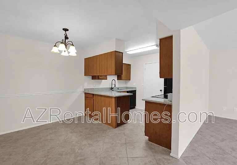 1839 E Inverness Ave — Photo 8