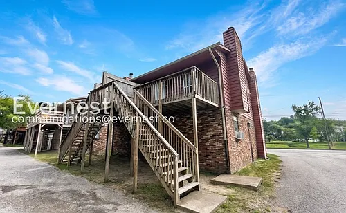 5114 Linbar Dr Photo 1