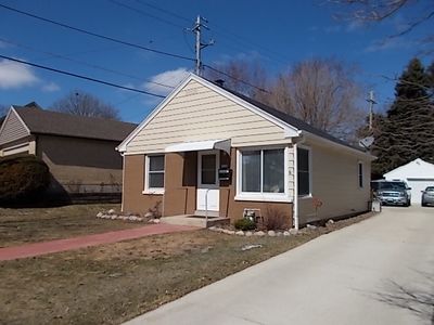 9130 W Mount Vernon Ave, Milwaukee, WI, 53226