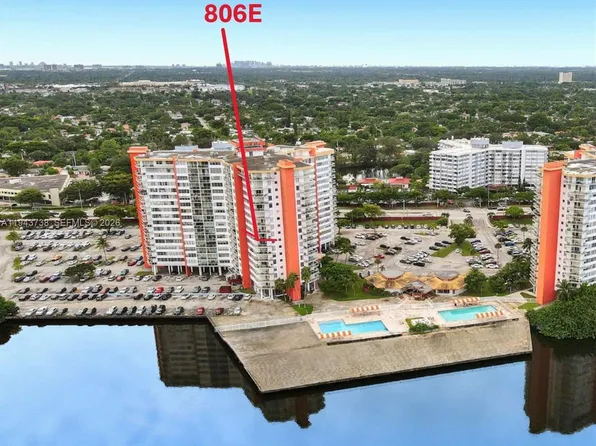 1351 NE Miami Gardens Dr APT 806E, Miami, FL 33179