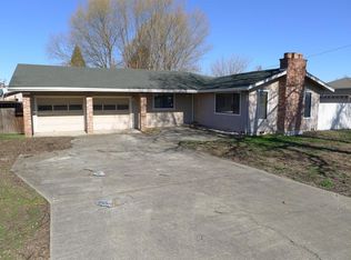 1468 Beall Ln, Central Pt, OR 97502