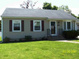 24 Hampshire Rd, Fishkill, NY 12524