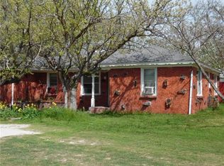 250 N Front St, Rhome, TX 76078