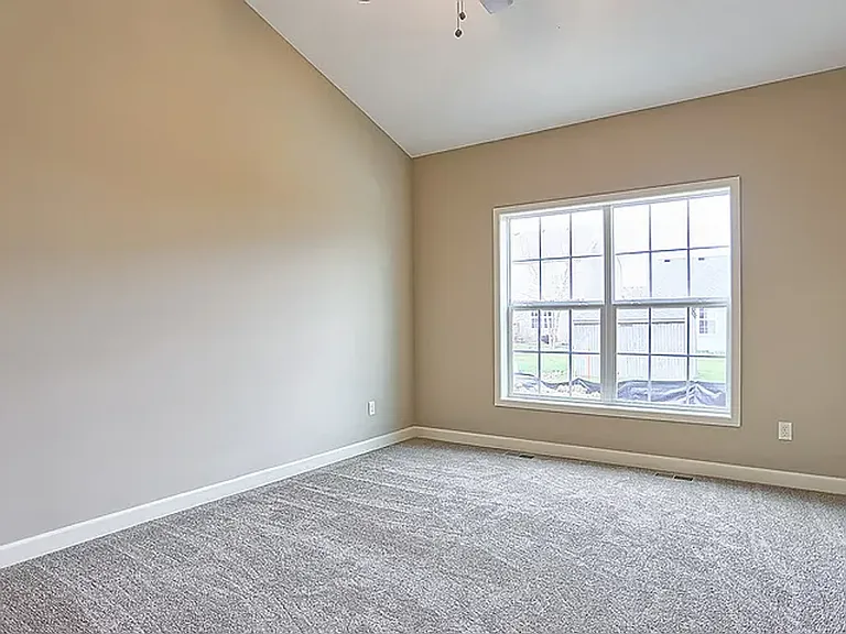 108 Cattail Ave — Photo 16