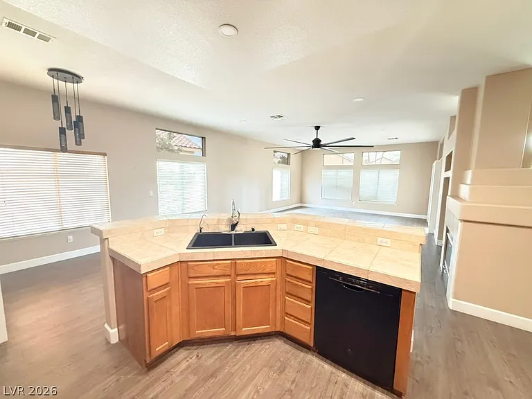 275 Macsnap Ave — Photo 6