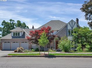 3832 Fairhaven Dr, West Linn, OR