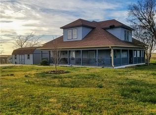 100 Nash Howard Rd, Waxahachie, TX 75165