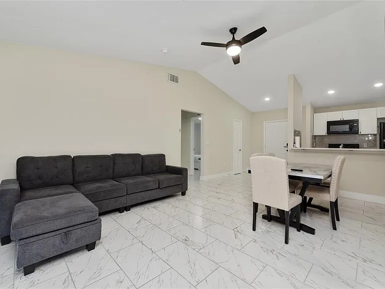 1246 Westwinds Dr — Photo 11