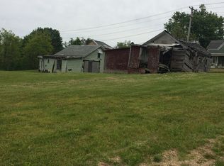513 S 4th St, Woodsfield, OH 43793