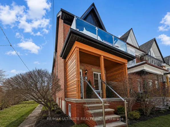 9 Southview Ave #Basement, Toronto, ON M6H 1T3