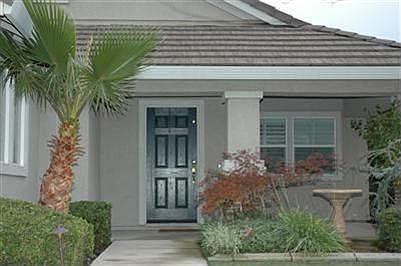2nd image of 421 Alcantar Cir