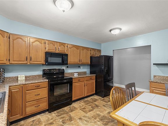 2nd image of 2621 Terry Ave