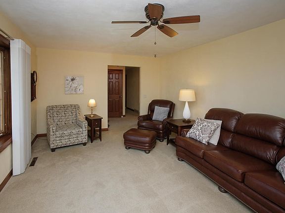 10000 18 mile rd-105