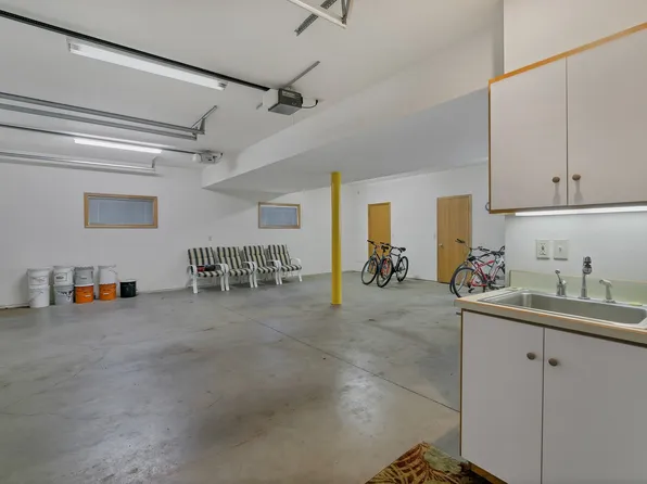 (undisclosed Address), Bend, OR 97707