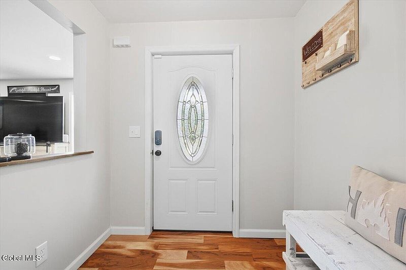 2nd image of 84 Plank Road