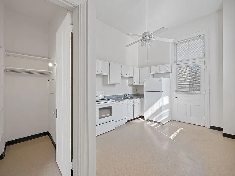 508 Greenup St — Photo 19