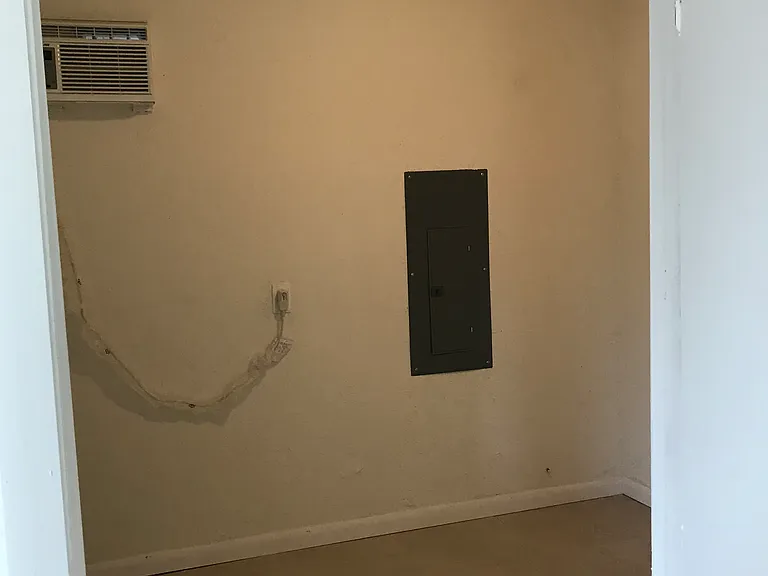 10166 Marlin Cir #3 — Photo 8