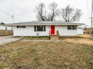 2021 N 7th St, Dupo, IL 62239
