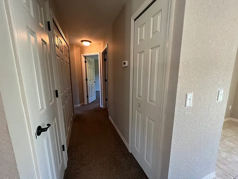 17184 SW 44th Cir — Photo 3