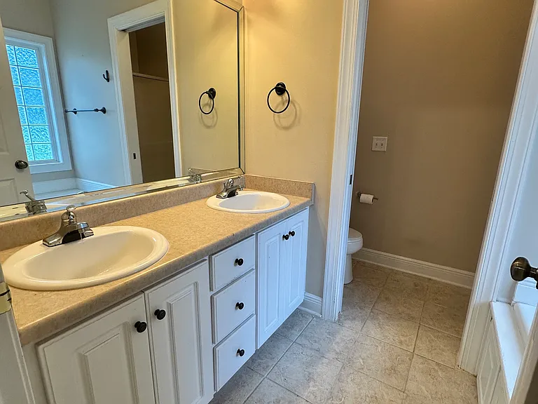 207 Okeechobee Dr — Photo 12