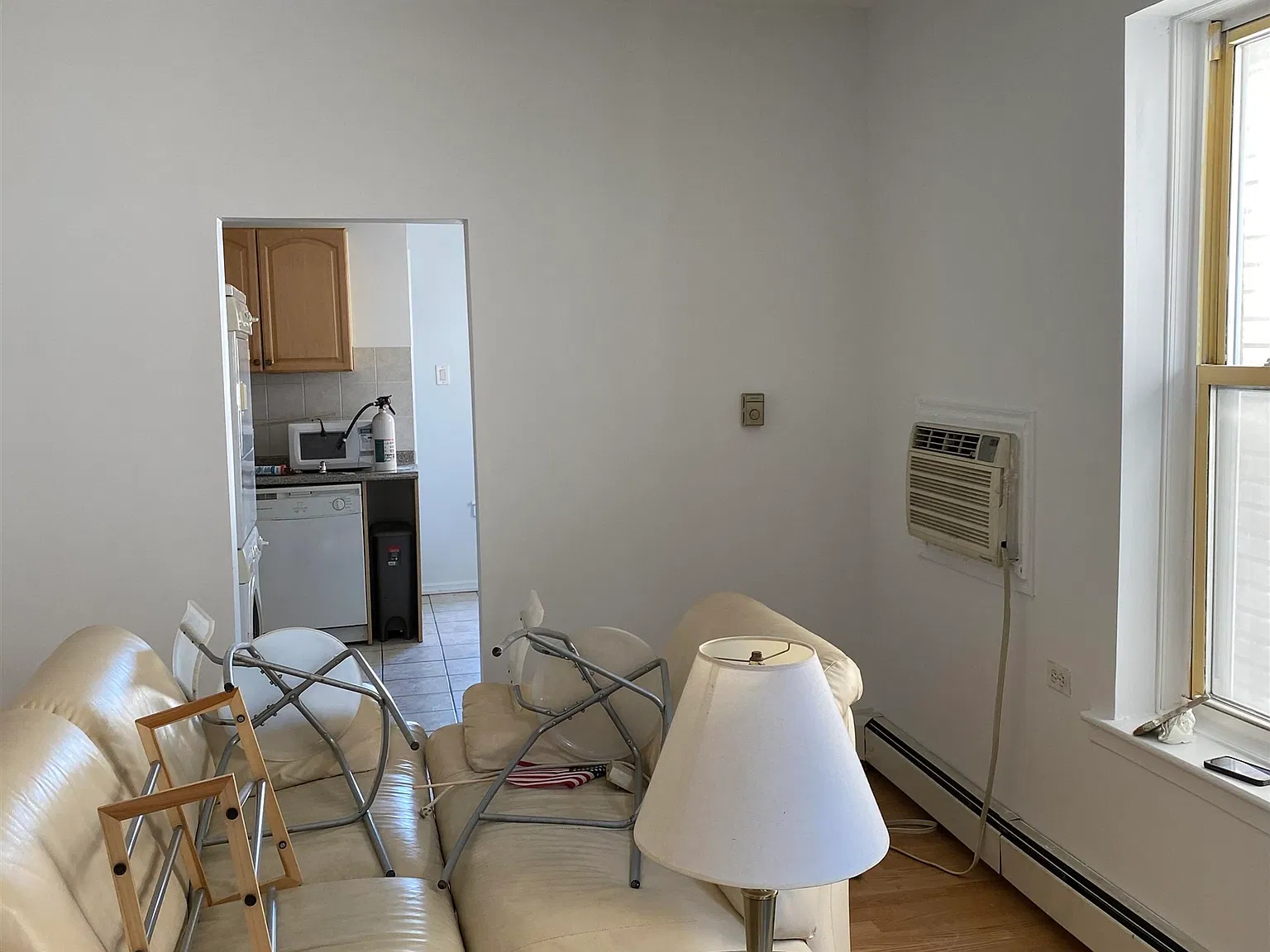 1 bed, 1.0 bath, $1,900 — Photo 4