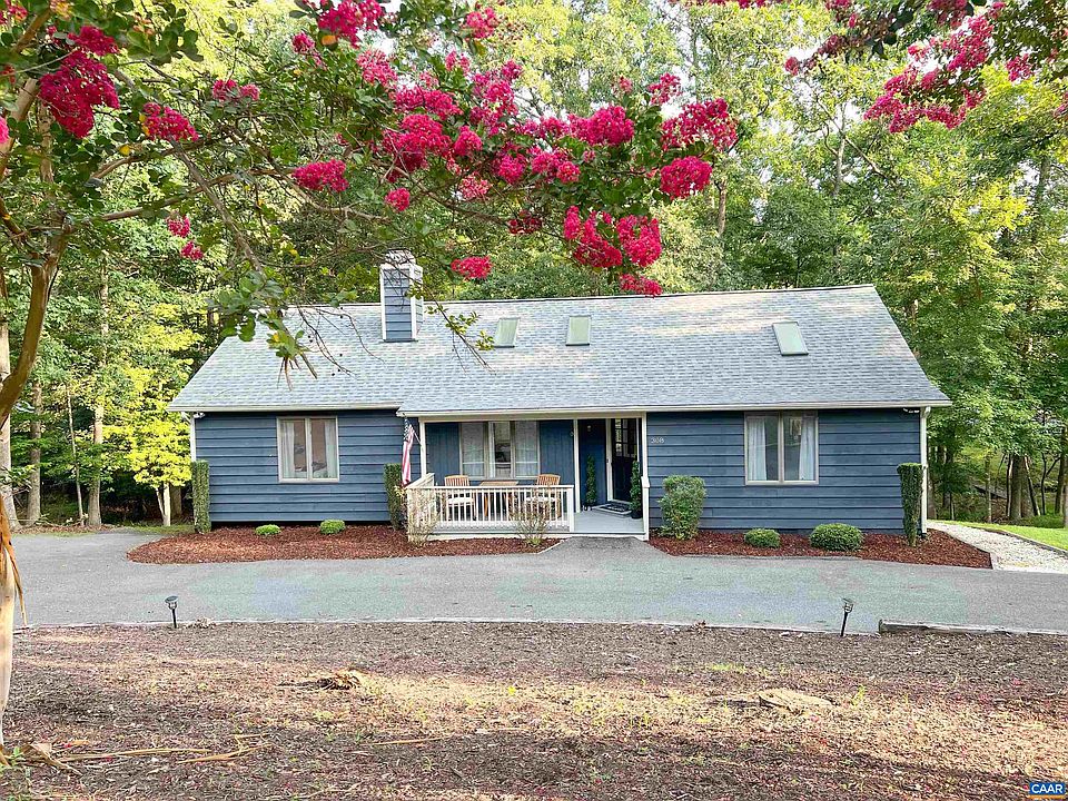 1st image of 308 Jefferson Dr