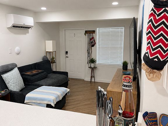 4th image of 2930 Beach Blvd S #3