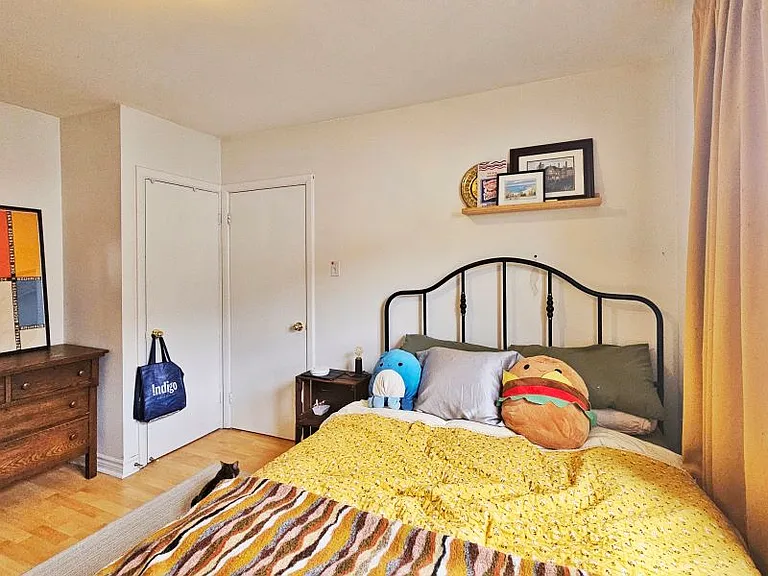 62 Spadina Ave #8 — Photo 6