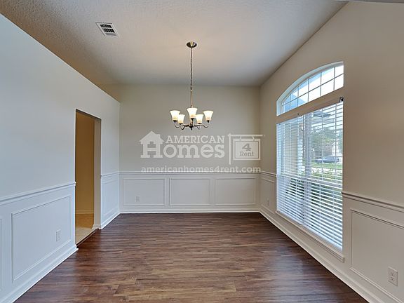 4th image of 669 Grand Parke Dr