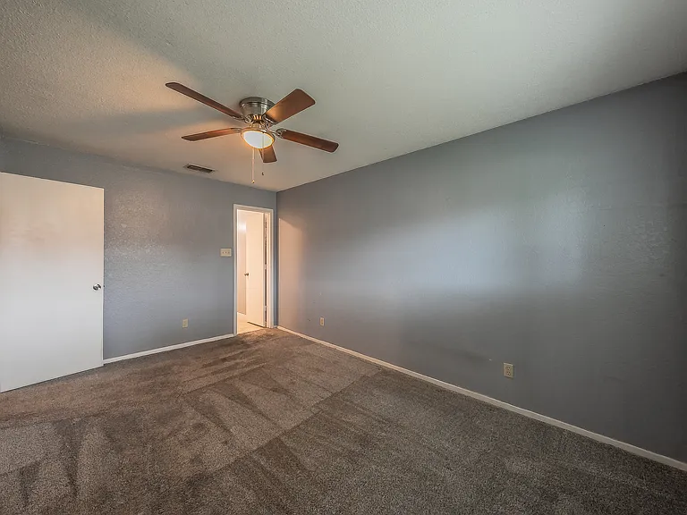 5003 Maryanna Way #D — Photo 24