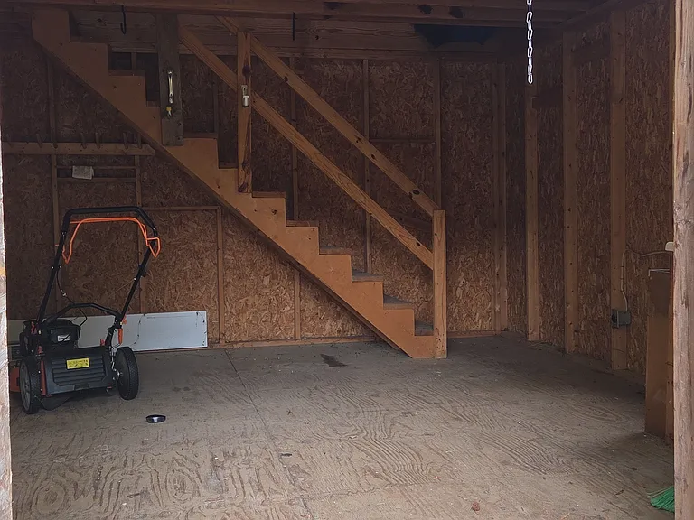 612 Dupont Dr — Photo 16
