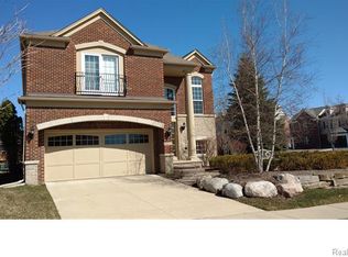 44818 Stockton Dr, Novi, MI 48377