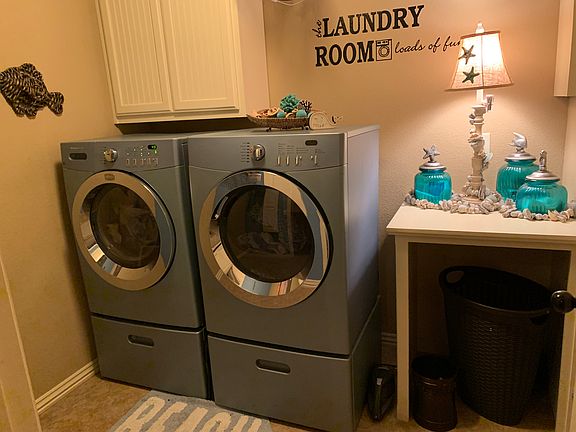 Laundry room!