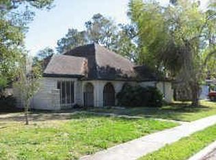 9832 Finch Ct, Conroe, TX 77385